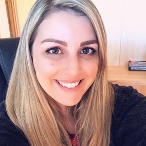 Meet your Posher, Marissa